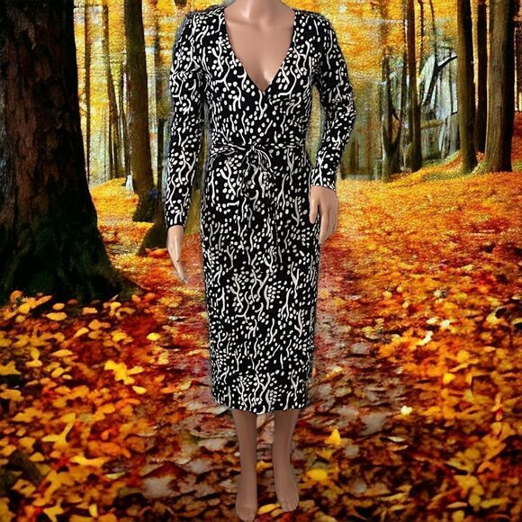 Diane Von Furstenberg Target Wrap Dress Sz S Sea Spots L/S Black White Midi DVF. - Picture 1 of 16
